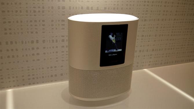 Bose Speaker 500 hands on review